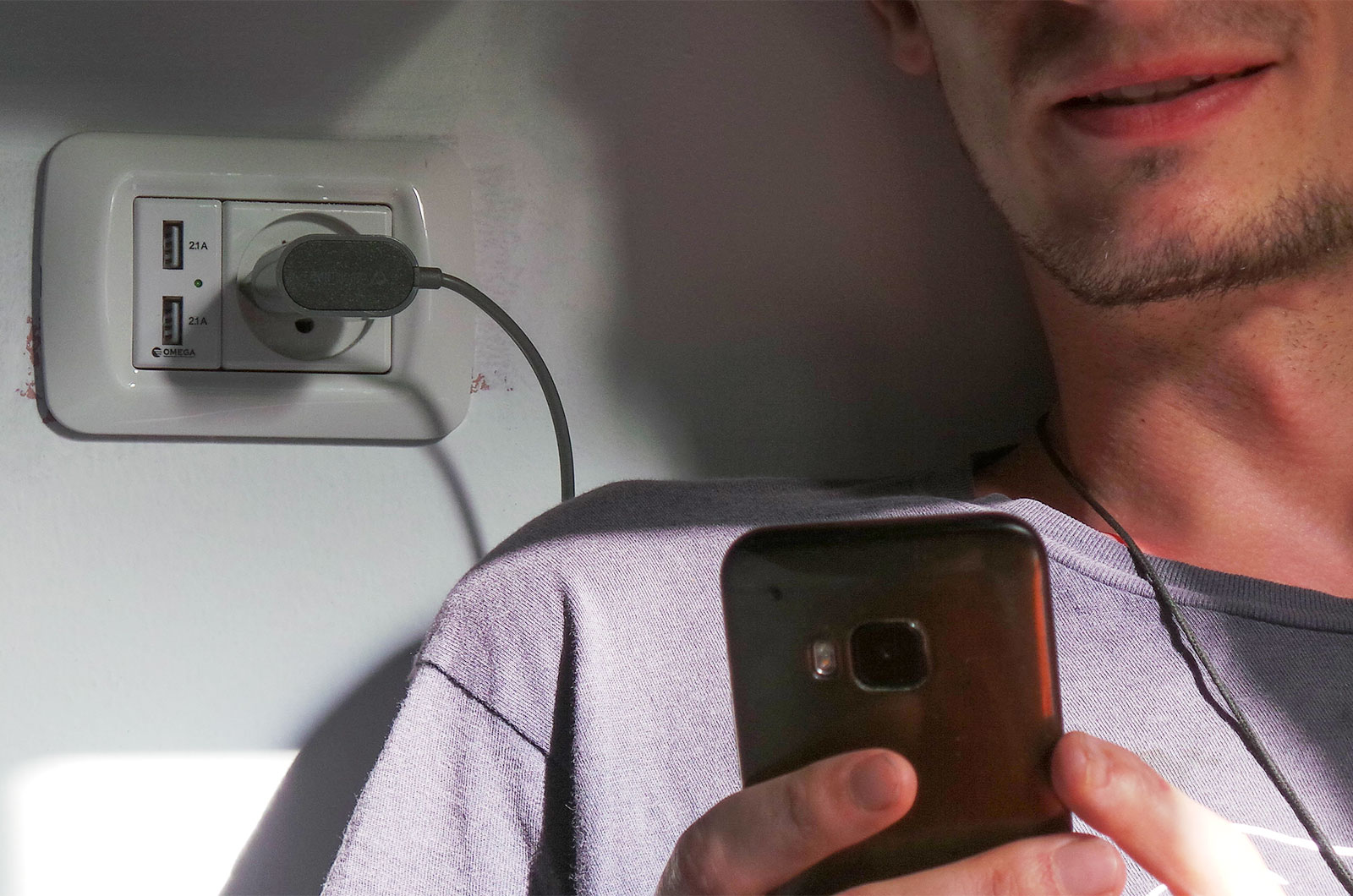 USB socket near the bed